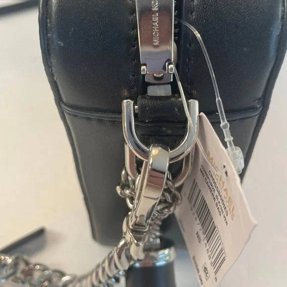 NWT! Michael Kors Crossbody MD Camera Bag Black/Silver Floral Monogram - Picture 7 of 8